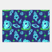 Blue Green Neon Glowing Space Astronaut Rockets Geschenkpapier Set (Vorderseite 2)