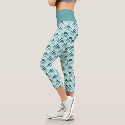 Blue Green Wave Circles Art Pattern Capri Leggings (Links)