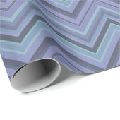 Blue-Grey Zigzag Stripes Geschenkpapier (Rolleneckpunkt)