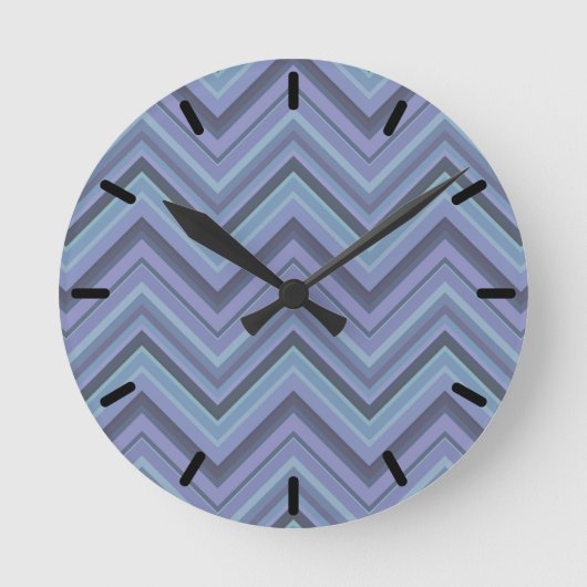 Blue-Grey Zigzag Stripes Runde Wanduhr (Vorderseite)