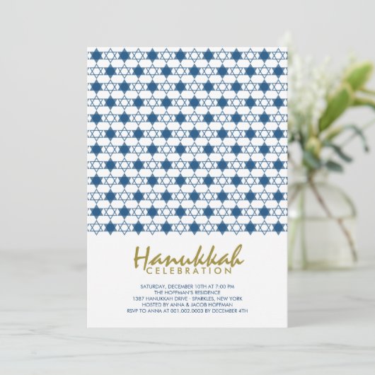 Blue Hanukkah Stars von David Pattern Holiday Part Einladung (Stehend Vorderseite)