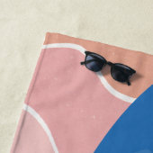 Blue Hawaii Surfboard on Pastel Waves Strandtuch (Beispiel)