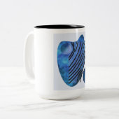 Blue Heart Zweifarbige Tasse (Vorderseite Links)