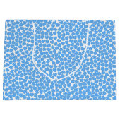 Blue Hearts on White Große Geschenktüte (Vorderseite)