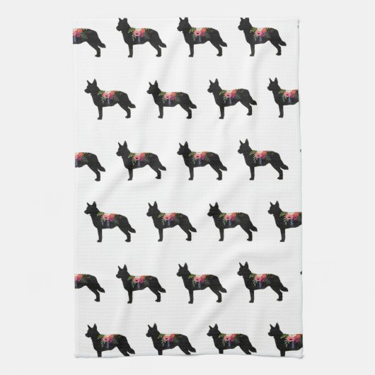 Blue Heeler Dog Breed Boho Floral Silhouette Geschirrtuch (Vertikal)