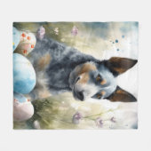 Blue Heeler Hund mit Ostereiern Urlaub Fleecedecke (Vorderseite (Horizontal))