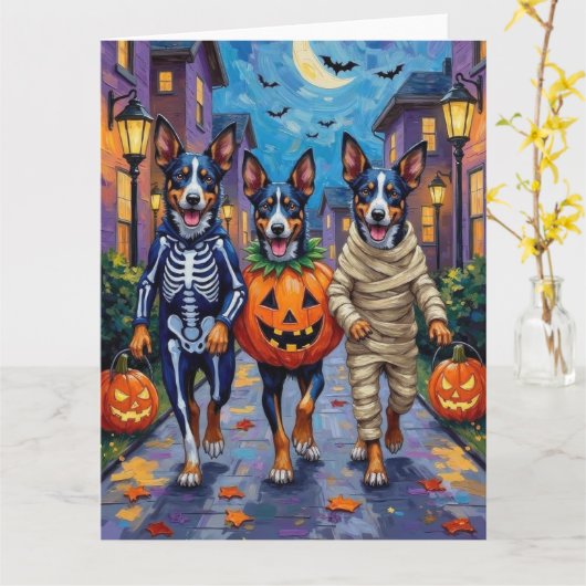 Blue Heeler Hunde Trick-or-Treating in Halloween C Karte (Gelbe Blume)