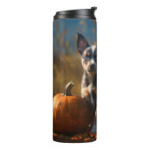 Blue Heeler Welpe Autumn Delight Pumpkin Thermosbecher (Nach links gedreht)