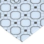 Blue Hexagon Maze Tischdecke (Schrägansicht)