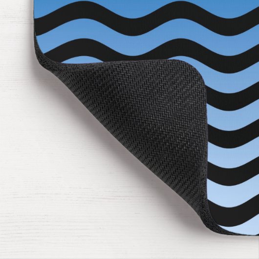 Blue Hues Wavy Stripes Mousepad (Ecke)