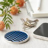 Blue Hues Wavy Stripes Schlüsselanhänger (Seite)