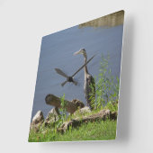 Blue Huron on Shore Quadratische Wanduhr (Winkel)