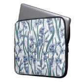 Blue Hyacinth Blume auf weiß Laptopschutzhülle (Vorderseite Links)