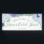 Blue Hydrangea Begrüßungsbanner Brautparty Banner<br><div class="desc">Feiern Sie die zukünftige Braut mit diesem schönen blauen Hydrangea-Banner! Editieren Sie einfach den Namen,  die Veranstaltung und das Datum!

Sehen Sie sich die gesamte Blue Hydrangea Kollektion an,  um mehr passende Artikel zu finden!</div>