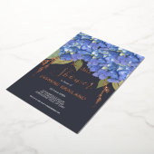 Blue Hydrangea Blooms Personalisiertes Brautparty Folieneinladung (Gedreht)
