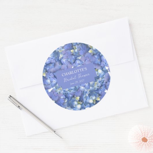 Blue Hydrangea Blooms Personalisiertes Brautparty Runder Aufkleber (Umschlag)