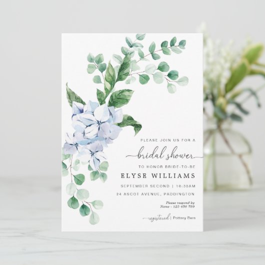 Blue Hydrangea Bloral Bridal Dusche Einladung (Stehend Vorderseite)