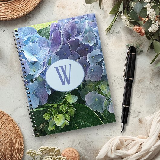 Blue Hydrangea Blume Monogramm Notizblock