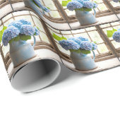 Blue Hydrangea Bouquet in Window Geschenkpapier (Rolleneckpunkt)