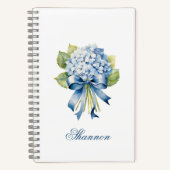 Blue Hydrangea Bouquet Personalisiert Bridesmaid Notizblock (Vorderseite)