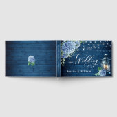 Blue Hydrangea Floral Lantern Navy Wood Wedding Gästebuch (Voll)