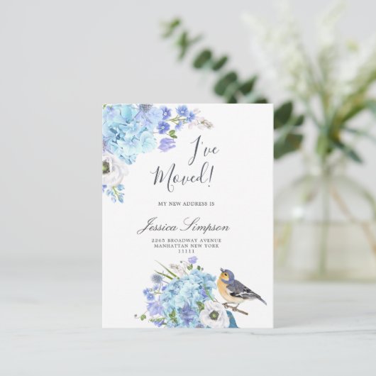 Blue Hydrangea Floral Moving Announcement Cards Ankündigungspostkarte (Stehend Vorderseite)