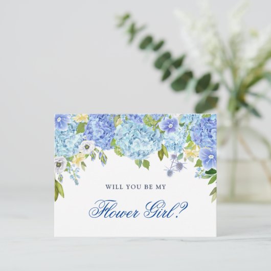 Blue Hydrangea Floral wird mein Blumenmädchen sein Postkarte (Stehend Vorderseite)