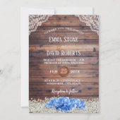 Blue Hydrangea Gipskraut Rustic Barn Wedding Einladung (Vorderseite)