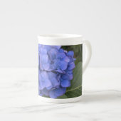 Blue Hydrangea Knochen China Tasse (Vorderseite Rechts)