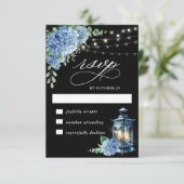 Blue Hydrangea Lantern Black Boho Wedding RSVP Karte (Stehend Vorderseite)