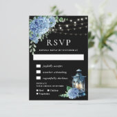 Blue Hydrangea Lantern Black Boho Wedding RSVP Karte (Stehend Vorderseite)