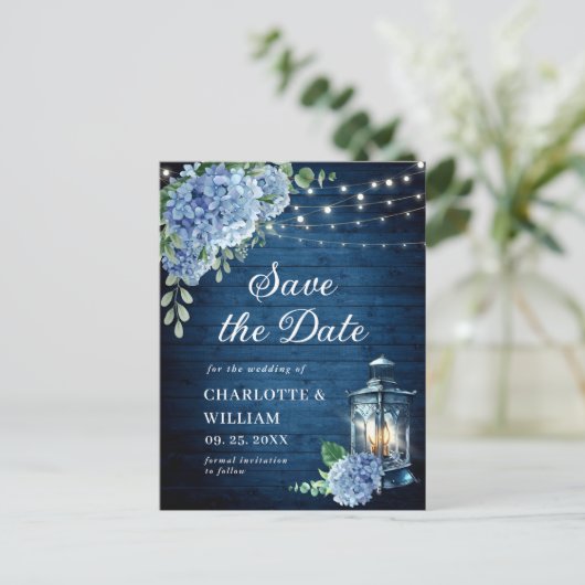 Blue Hydrangea Lantern Wedding Save the Date Postkarte (Stehend Vorderseite)