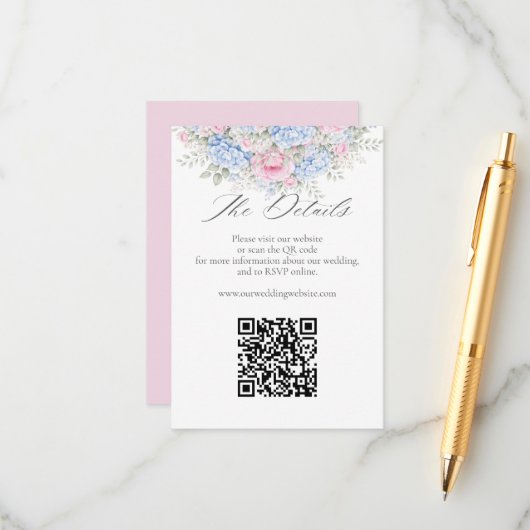 Blue Hydrangea Pink Floral Wedding Website QR Code Begleitkarte (Vorderseite/Rückseite Beispiel)