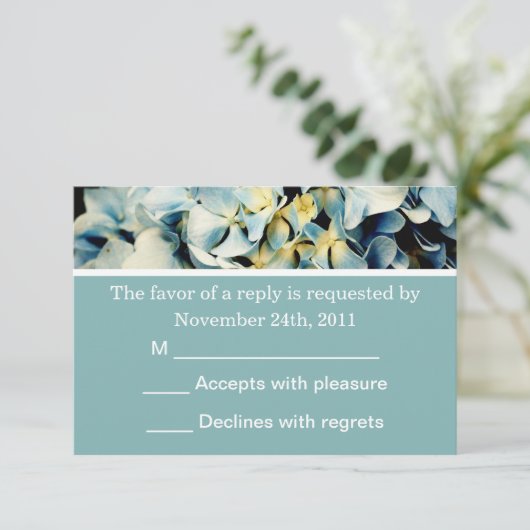 Blue Hydrangea RSVP Cards Einladung (Stehend Vorderseite)