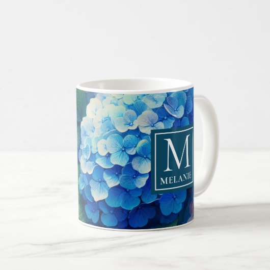 Blue Hydrangea-Tasse mit Custom Monogram Kaffeetasse (VorderseiteRechts)