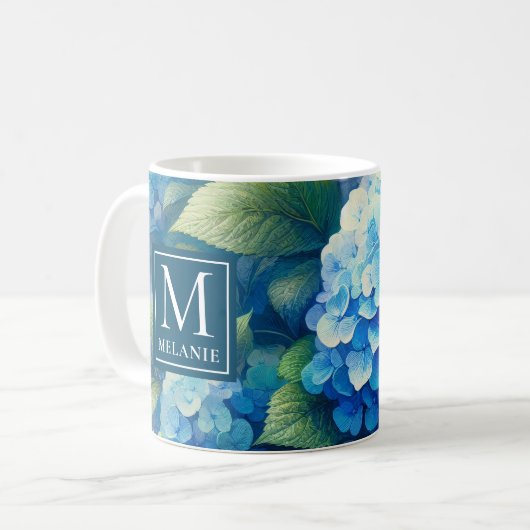 Blue Hydrangea-Tasse mit Custom Monogram Kaffeetasse (Vorderseite Links)