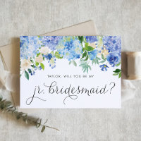 Blue Hydrangea und White Rose Junior Bridesmaid