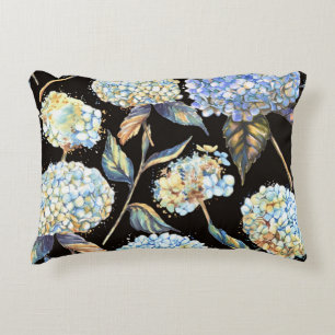Blue Hydrangea Wasserfarbe: Dunkles, nahtloses Mus Dekokissen