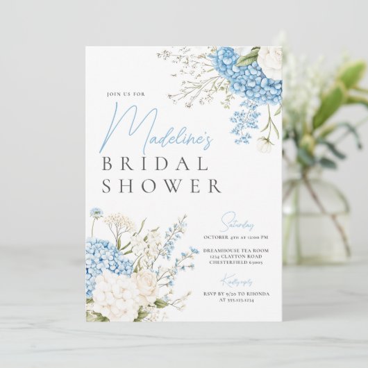 Blue Hydrangeas Brautparty Einladung (Stehend Vorderseite)
