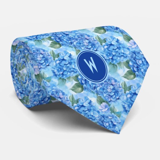Blue Hydrangeas Floral Krawatte (Gerollt)