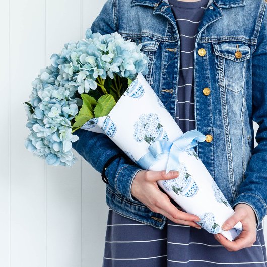 Blue Hydrangeas in Chinoiserie Pot Geschenkpapier Set