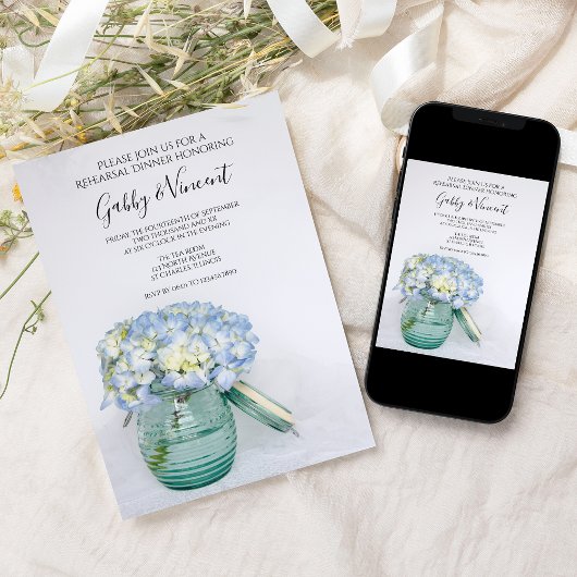 Blue Hydrangeas in Vase Wedding Probe Dinner Einladung