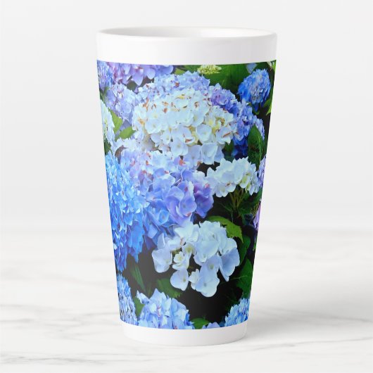 Blue Hydrangeas Latte Tasse (Vorderseite)