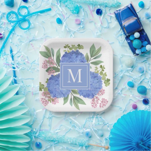 Blue Hydrangeas Modern Bouquet Custom Monogram Pappteller (Party)