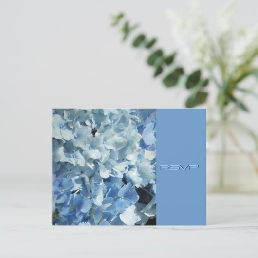 Blue Hydrangeas Wedding RSVP Einladungspostkarte (Stehend Vorderseite)