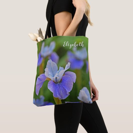 Blue Iris Blume Portrait Botanische Fotografie Tasche (Von Nahem)