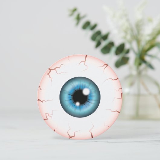 Blue Iris Eyeball Bloodshot Eye Halloween-Party Einladung (Stehend Vorderseite)