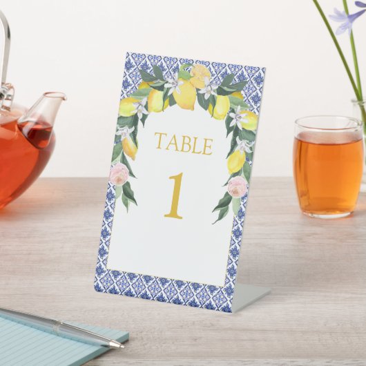 Blue Italian Tiles Lemon Brautparty Table Top Sockelschild (In SItu)