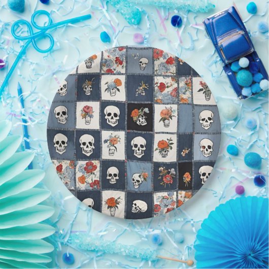 Blue Jean Denim Patchwork Skulls und Florals Pappteller (Party)