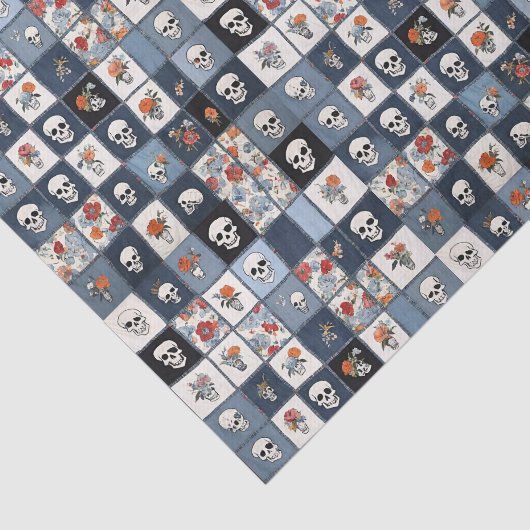 Blue Jean Denim Patchwork Skulls und Florals Seidenpapier (Ausschnitt)